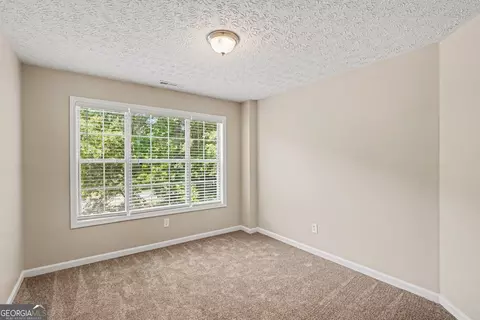 Bedroom - 110 Mosby Creek Dr, Hampton, GA 30228 photo 2 of 3