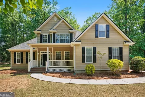 110 Mosby Creek Dr, Hampton, GA 30228