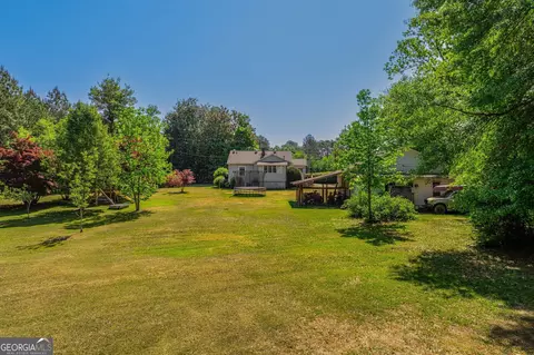 Exterior - 606 Rose Ln, Toccoa, GA 30577 photo 4 of 9