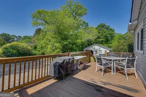 Exterior - 606 Rose Ln, Toccoa, GA 30577 photo 6 of 9