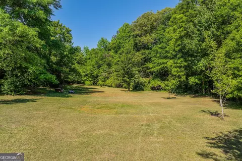Exterior - 606 Rose Ln, Toccoa, GA 30577 photo 3 of 9