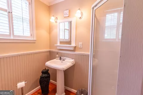 Bath - 865 Stark Rd, Jackson, GA 30233 photo 1 of 5