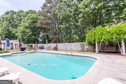 Exterior - 865 Stark Rd, Jackson, GA 30233 photo 1 of 4