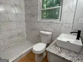 Bath - 6845 Fielder Rd, Rex, GA 30273 photo 1 of 1