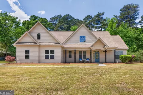 127 Lambdin Cir, Barnesville, GA 30204
