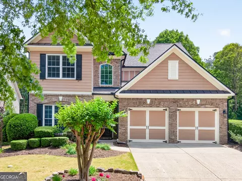 7852 Keepsake Ln, Flowery Branch, GA 30542