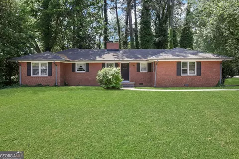 1421 Nerine Cir, Dunwoody, GA 30338