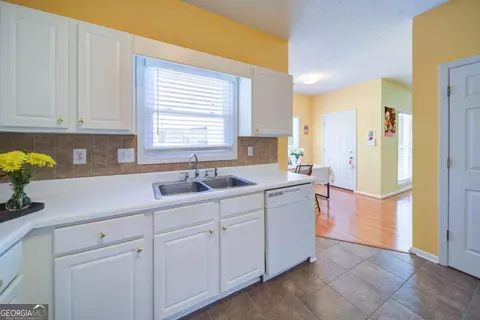 Kitchen - Undisclosed, Duluth, GA 30096 photo 1 of 3