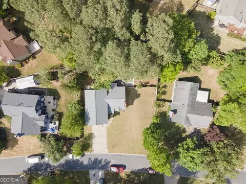 3888 Spring Meadow Dr, Acworth, GA 30101