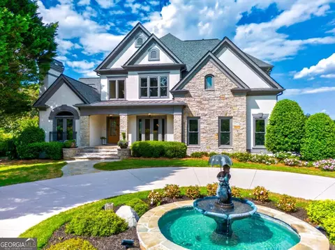 5925 Stoneleigh Dr, Suwanee, GA 30024