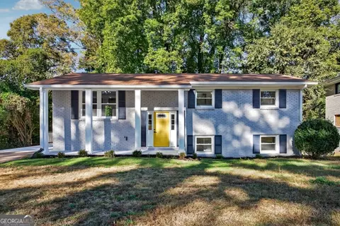 1864 Glen Echo Dr, Decatur, GA 30032