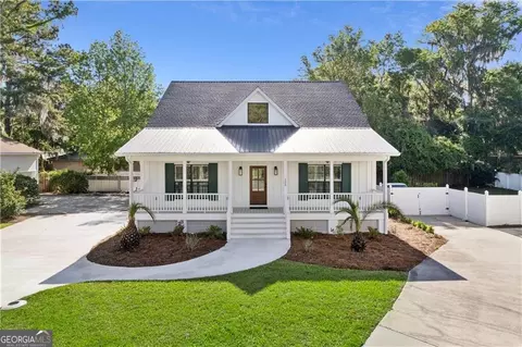 Exterior - 135 Serenity Ln, St. Simons, GA 31522 photo 2 of 2