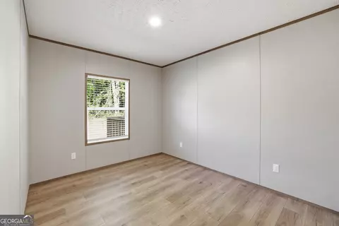 Bedroom - 466 Cherry Cir, Cornelia, GA 30531 photo 3 of 4