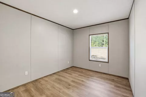 Bedroom - 466 Cherry Cir, Cornelia, GA 30531 photo 2 of 4