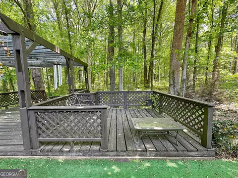 Exterior - 112 Greenbriar Trl, Lagrange, GA 30241 photo 4 of 8