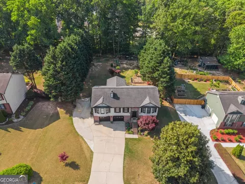 3737 Victoria Dr, Buford, GA 30519