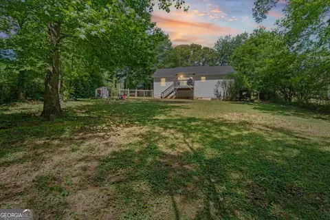 Exterior - 147 Park Heights St, Buchanan, GA 30113 photo 7 of 16
