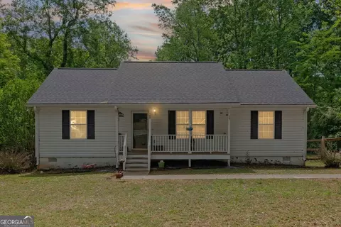 147 Park Heights St, Buchanan, GA 30113