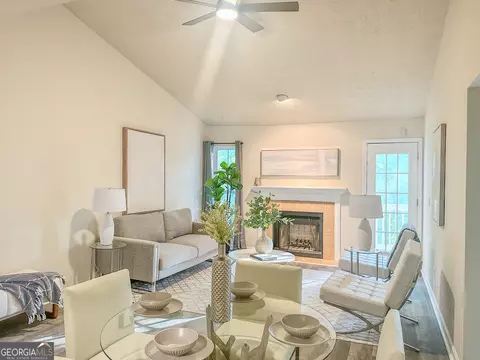 382 Teal Ct, Roswell, GA 30076