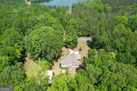 View/Area - 215 Trails End, Williamson, GA 30292 photo 4 of 6