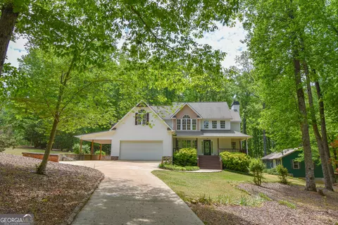 Exterior - 215 Trails End, Williamson, GA 30292 photo 6 of 35