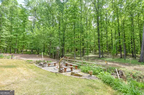 Exterior - 215 Trails End, Williamson, GA 30292 photo 23 of 35