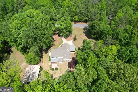 View/Area - 215 Trails End, Williamson, GA 30292 photo 3 of 6