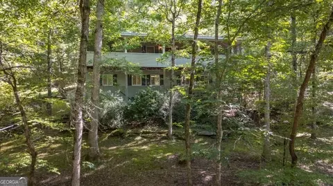 55 Santa Pera Dr, Cleveland, GA 30528