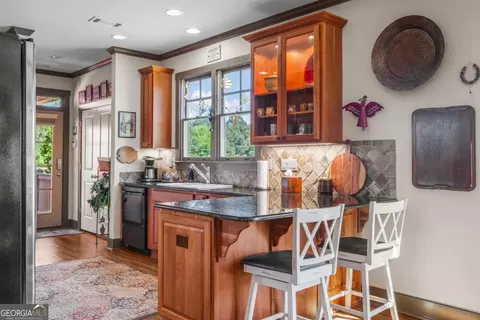 Kitchen - Undisclosed, Pine Mountain, GA 31822 photo 2 of 6