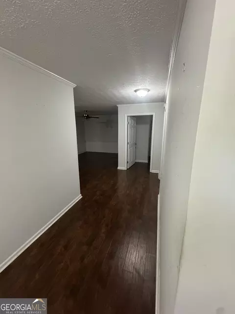 Entry Way - 770 Starrsville Rd, Covington, GA 30014 photo 3 of 3