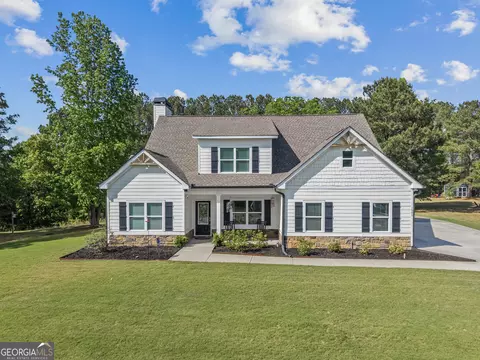 1000 Apalachee Shores Ct, Madison, GA 30650