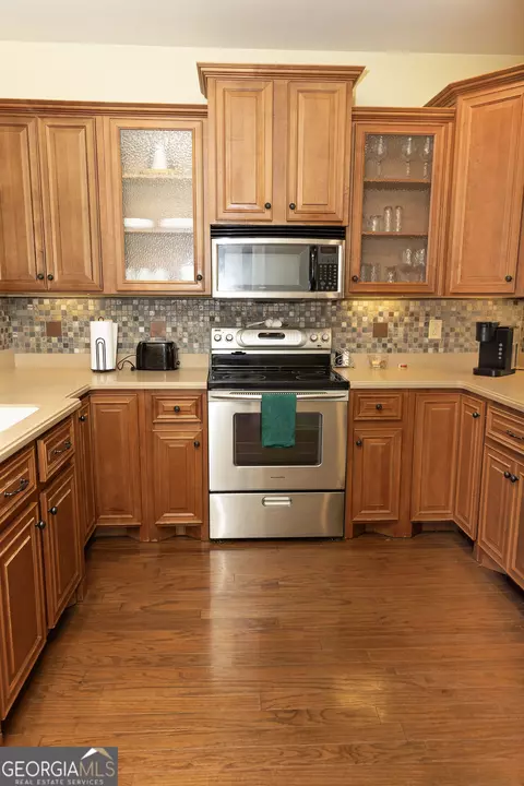 Kitchen - 102 Arbor Ct, Dublin, GA 31021 photo 1 of 3