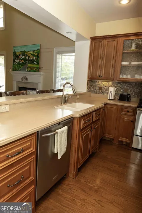 Kitchen - 102 Arbor Ct, Dublin, GA 31021 photo 2 of 3
