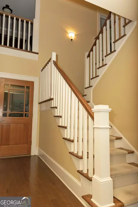 Entry Way - 102 Arbor Ct, Dublin, GA 31021 photo 1 of 5