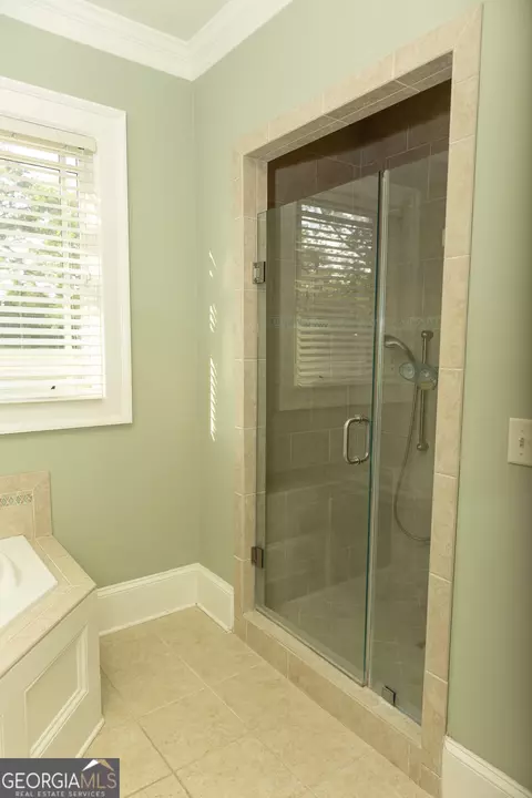 Bath - 102 Arbor Ct, Dublin, GA 31021 photo 5 of 8