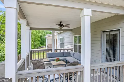 Exterior - 509 Lago Ct, Lagrange, GA 30241 photo 8 of 10
