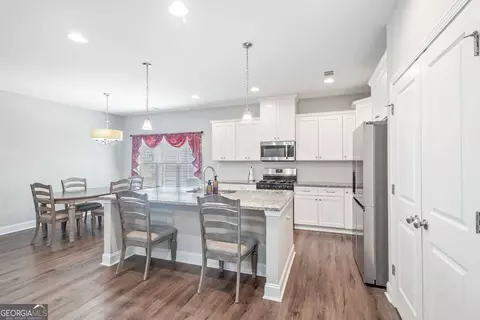 Kitchen - 509 Lago Ct, Lagrange, GA 30241 photo 2 of 3