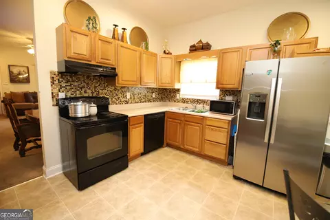 Kitchen - 412 S Lee St, Lagrange, GA 30240 photo 2 of 3