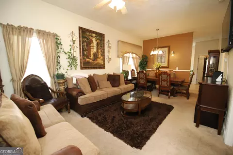 Living - 412 S Lee St, Lagrange, GA 30240 photo 1 of 3