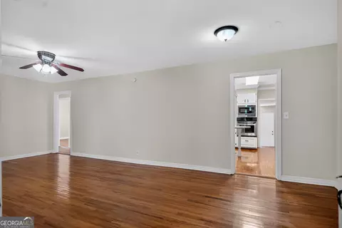 Living - 121 N Chilton Cres, Lagrange, GA 30240 photo 6 of 10
