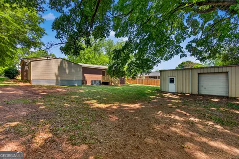 Exterior - 121 N Chilton Cres, Lagrange, GA 30240 photo 5 of 6