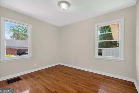 Bedroom - 121 N Chilton Cres, Lagrange, GA 30240 photo 2 of 2