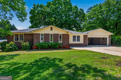 Exterior - 121 N Chilton Cres, Lagrange, GA 30240 photo 1 of 6