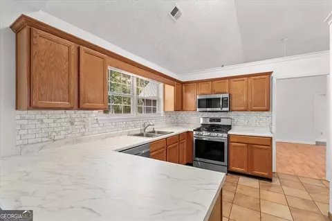Kitchen - 7908 Lambert Rd, Winston, GA 30187 photo 2 of 3