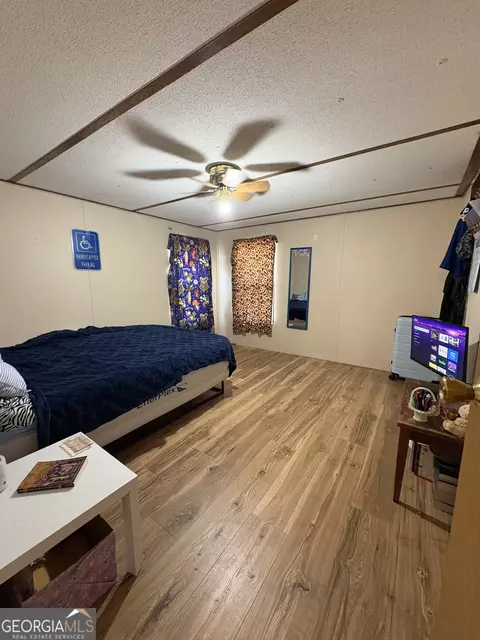 Bedroom - 1050 Darrell Thompson Rd, Lyons, GA 30436 photo 2 of 2