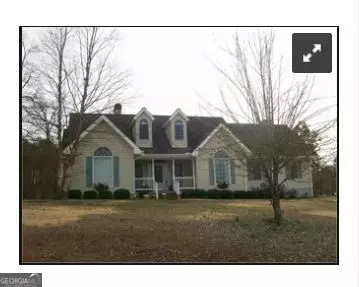 1207 Lakeland Dr, Toccoa, GA 30577