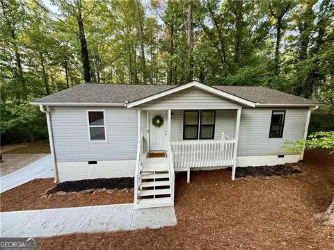 140 Rosewood Dr, Dallas, GA 30132