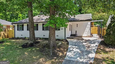 2828 Cloverhurst Dr, Atlanta, GA 30344