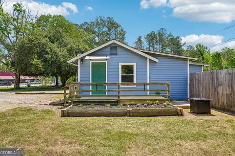 1042 Main St, Whitesburg, GA 30185