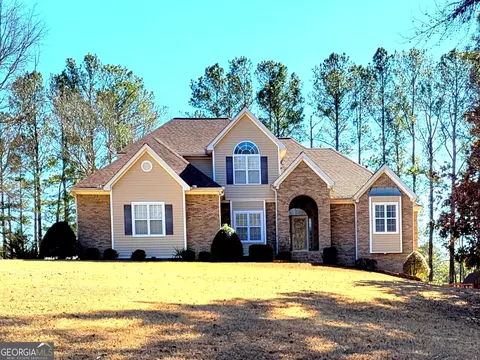 190 Baywatch Cir, Fayetteville, GA 30215